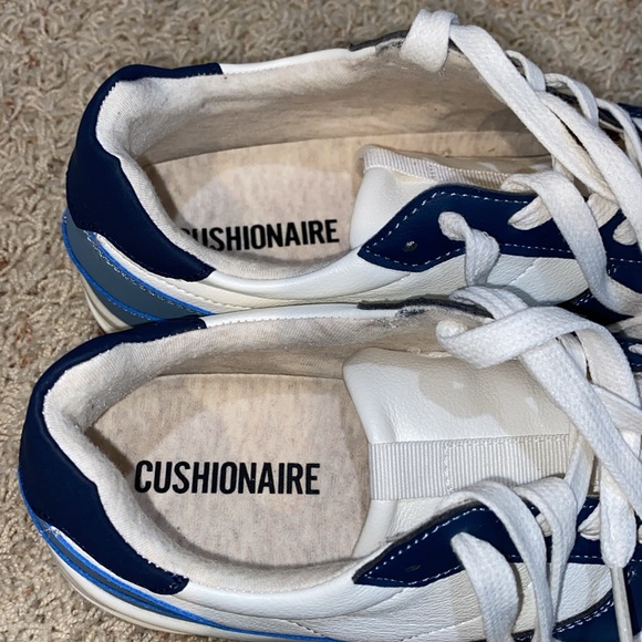 Cushionaire Score Sneakers - Picture 5 of 9